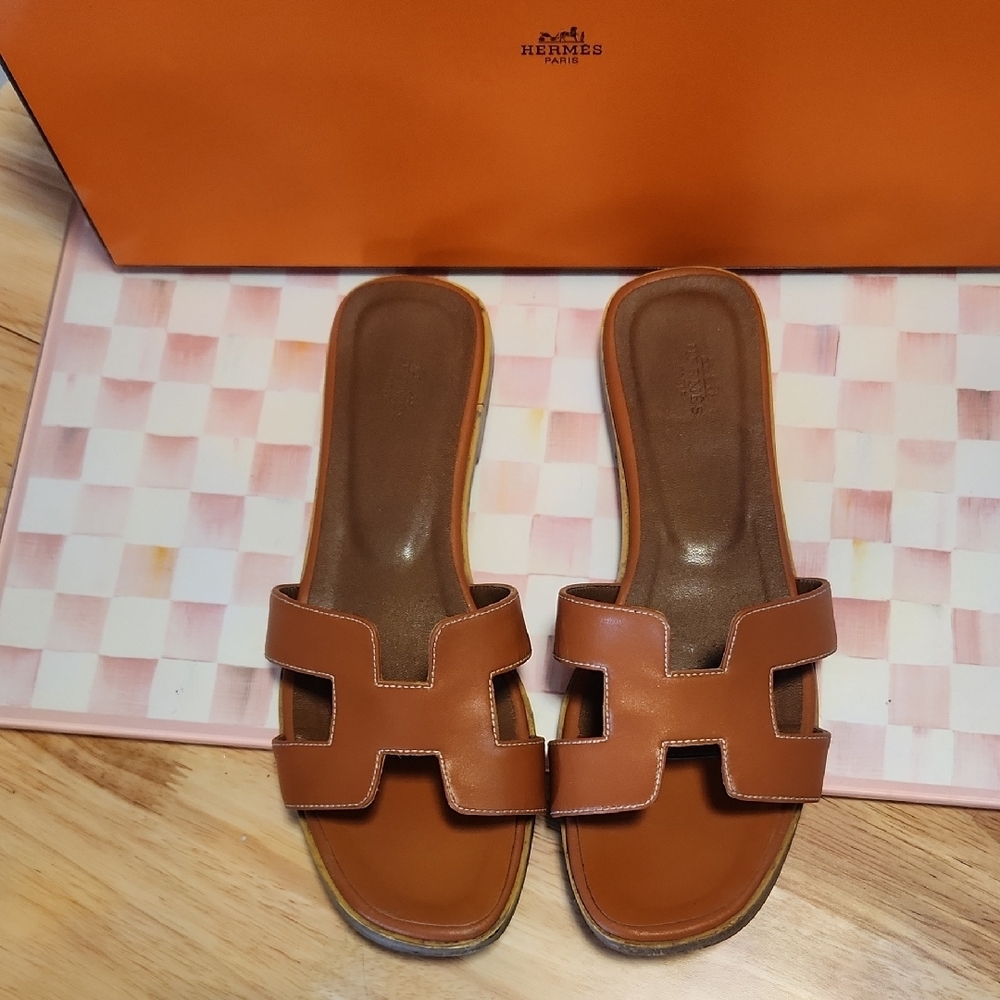 Hermès Oran Sandals - Authentic - EU 40 - US 9/9.5 - Picture 8 of 10